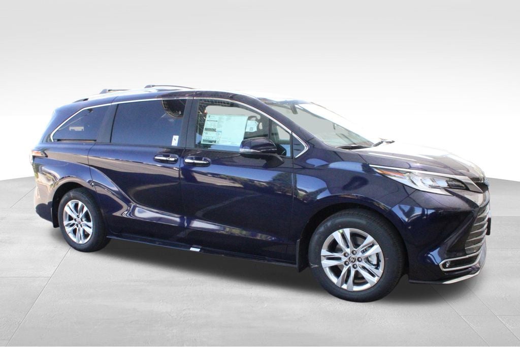 2026 Toyota Sienna Limited 7 Passenger