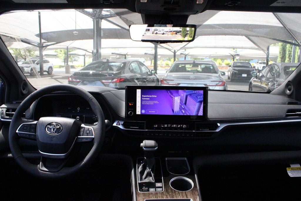 2026 Toyota Sienna Limited 7 Passenger