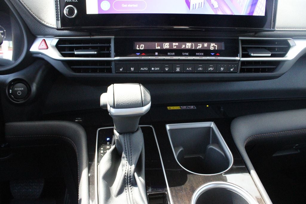 2026 Toyota Sienna Limited 7 Passenger