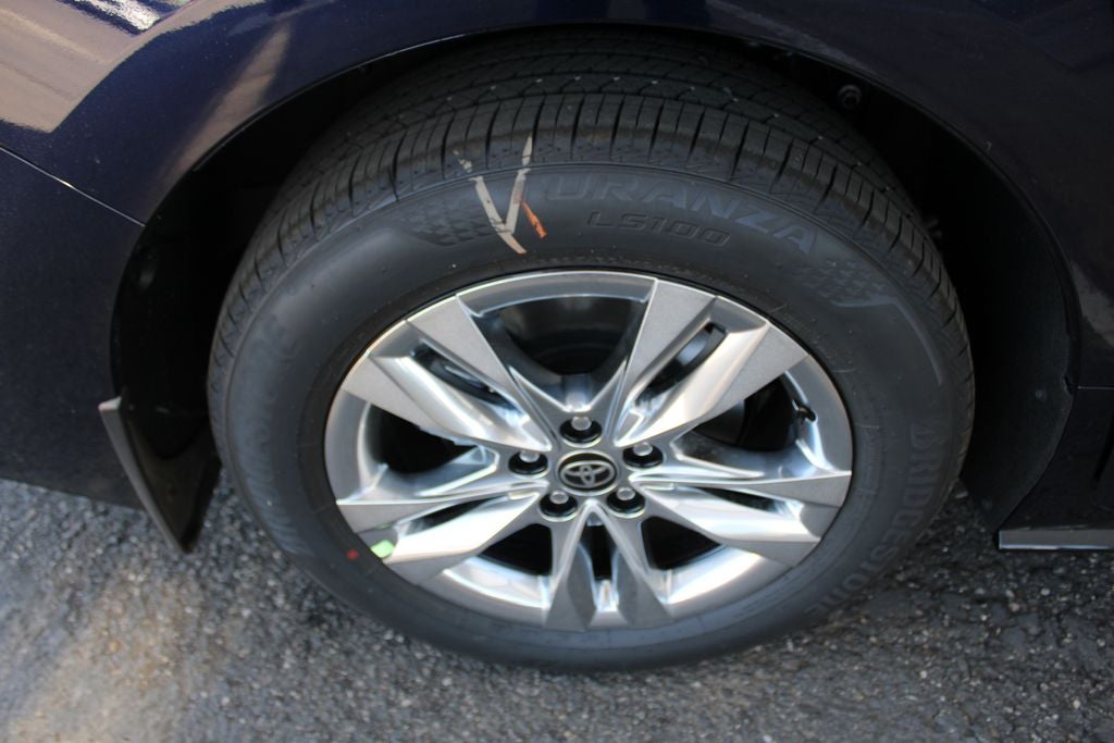2026 Toyota Sienna Limited 7 Passenger