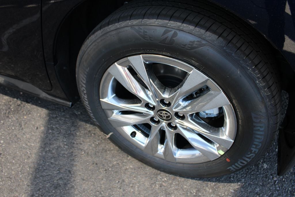 2026 Toyota Sienna Limited 7 Passenger