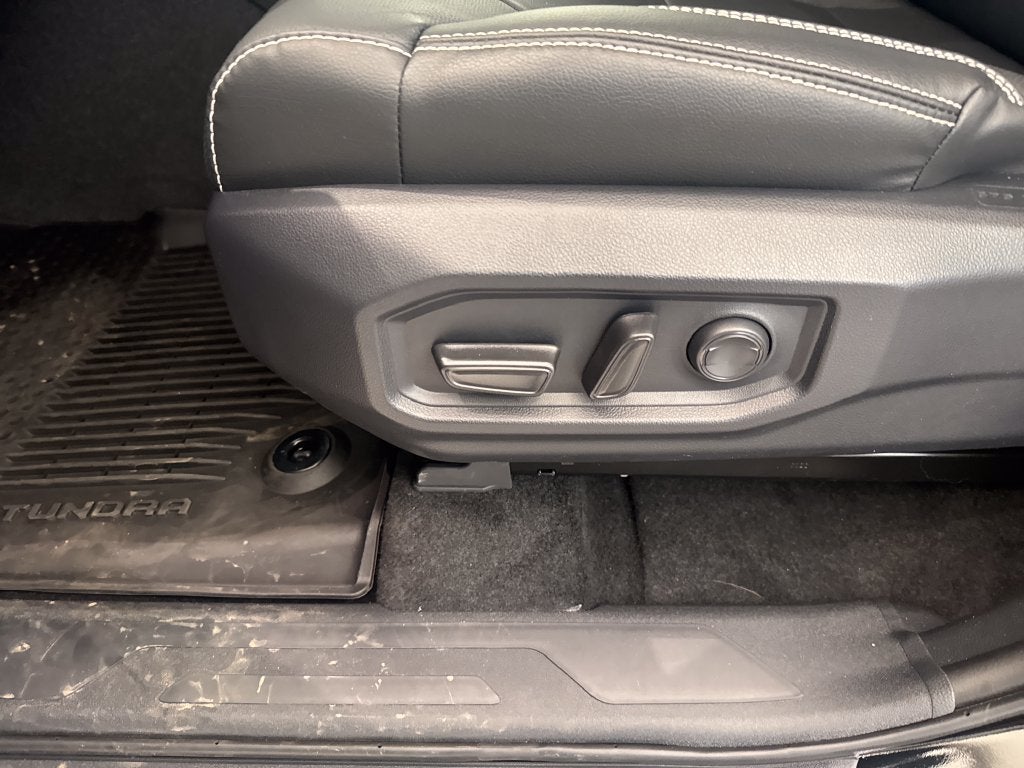 2026 Toyota Tundra SR5 - Photo 22
