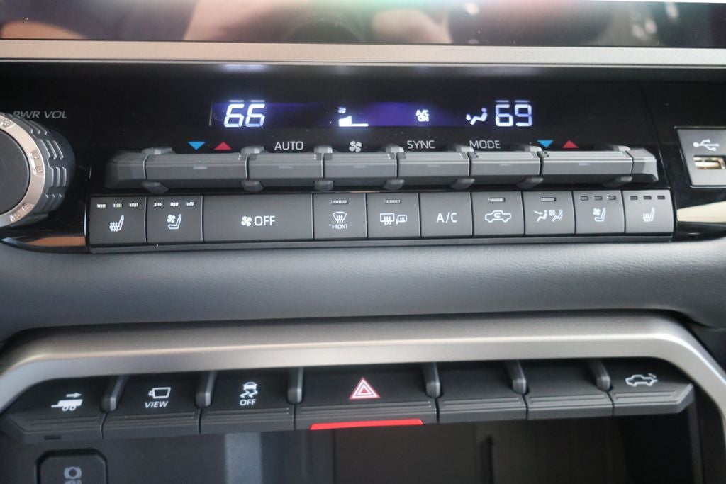 2026 Toyota Tundra Hybrid Platinum