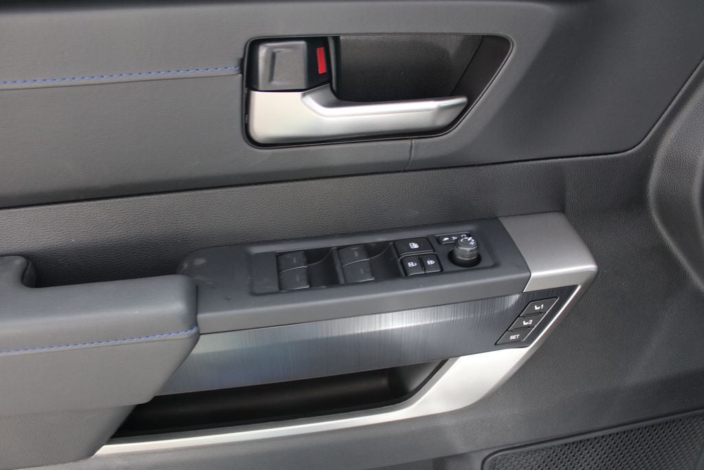 2026 Toyota Tundra Hybrid Platinum