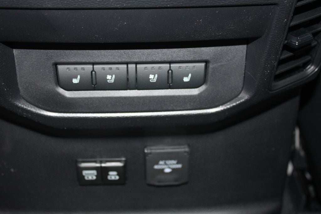 2026 Toyota Tundra Hybrid Platinum