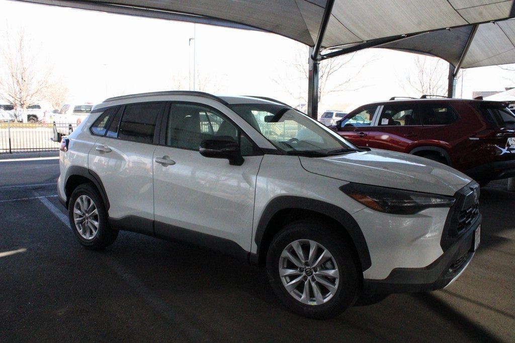 2026 Toyota Corolla Cross LE