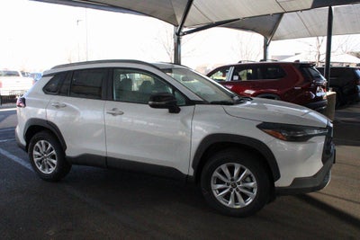 2026 Toyota Corolla Cross LE