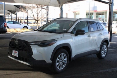 2026 Toyota Corolla Cross LE