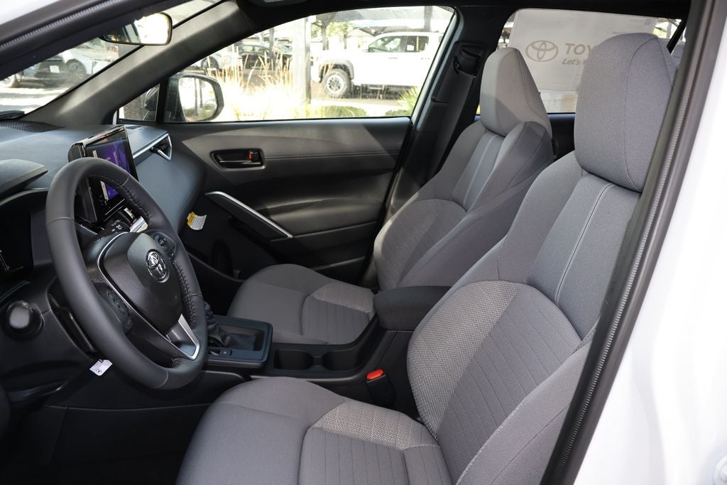 2026 Toyota Corolla Cross Hybrid SE