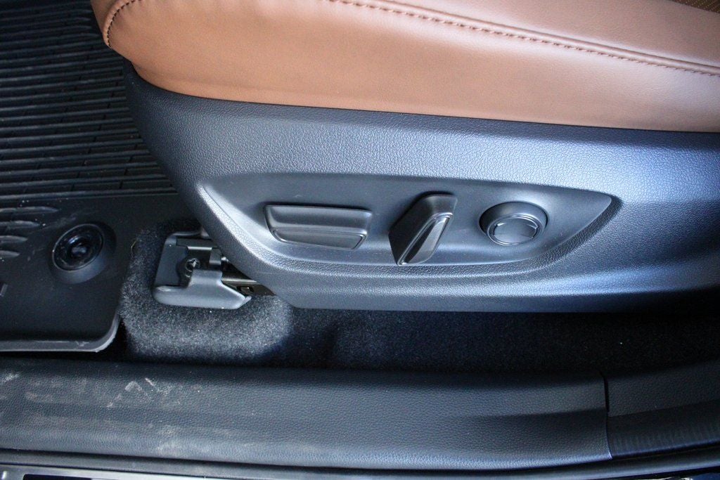 2026 Toyota Crown Signia XLE