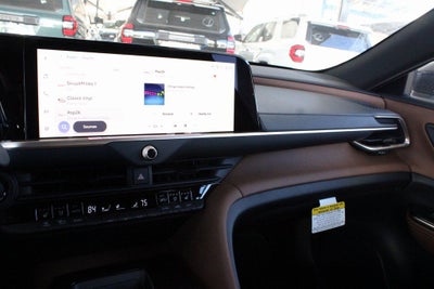 2026 Toyota Crown Signia XLE