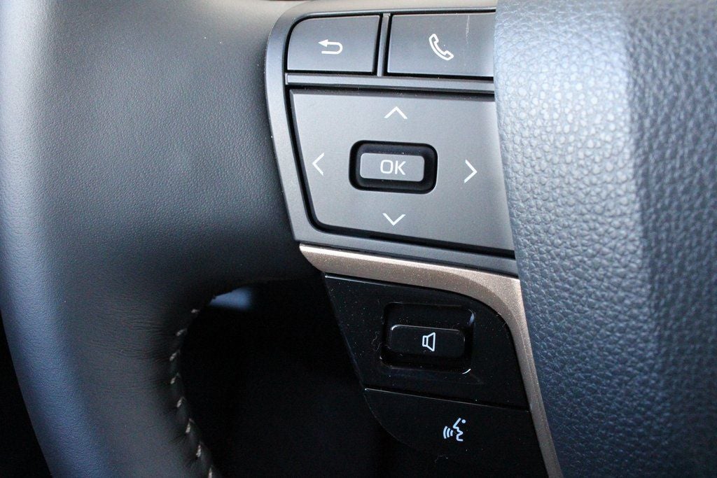 2026 Toyota Crown Signia XLE