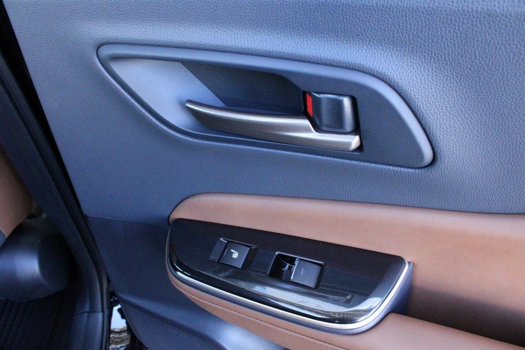 2026 Toyota Crown Signia XLE