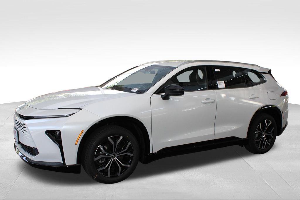 2026 Toyota Crown Signia XLE