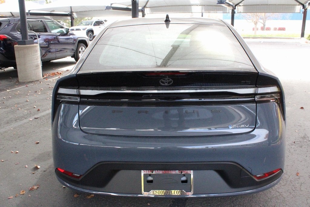 2026 Toyota Prius Plug-In Hybrid SE