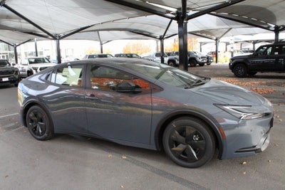 2026 Toyota Prius Plug-In Hybrid SE