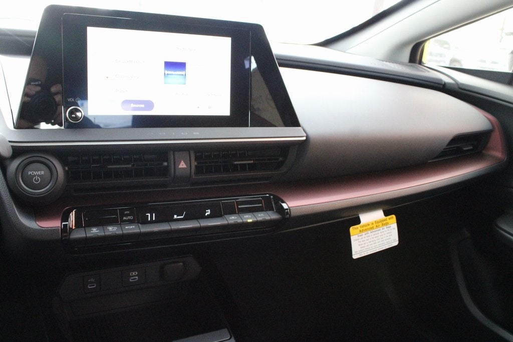 2026 Toyota Prius Plug-In Hybrid SE