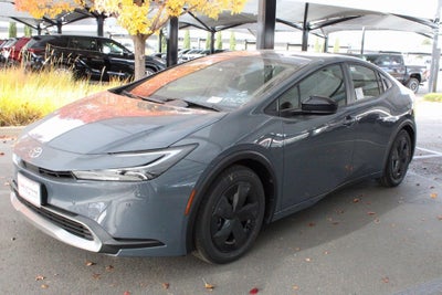 2026 Toyota Prius Plug-In Hybrid SE