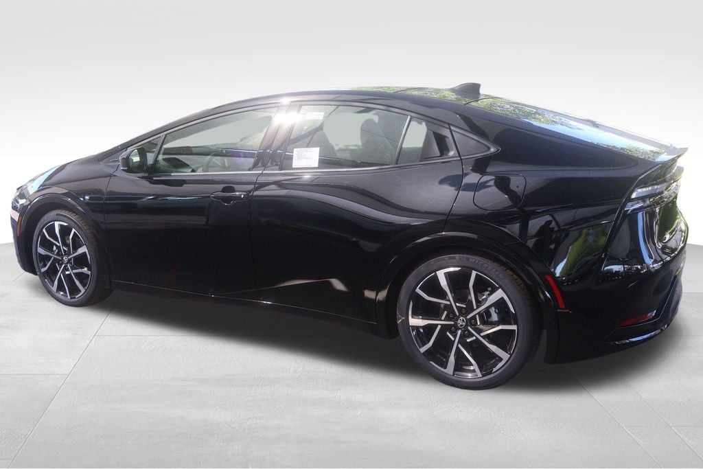 2027 Toyota Prius Plug-In Hybrid XSE