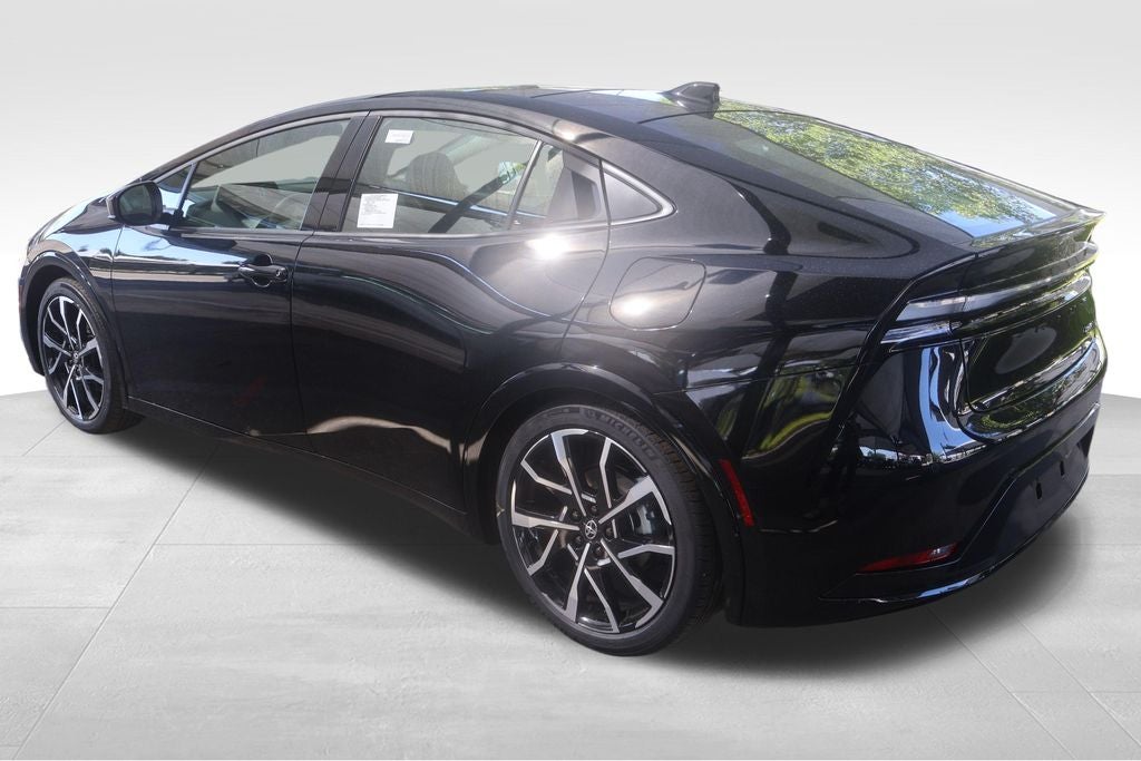 2027 Toyota Prius Plug-In Hybrid XSE