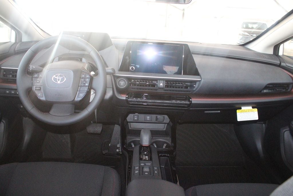 2026 Toyota Prius Plug-In Hybrid SE