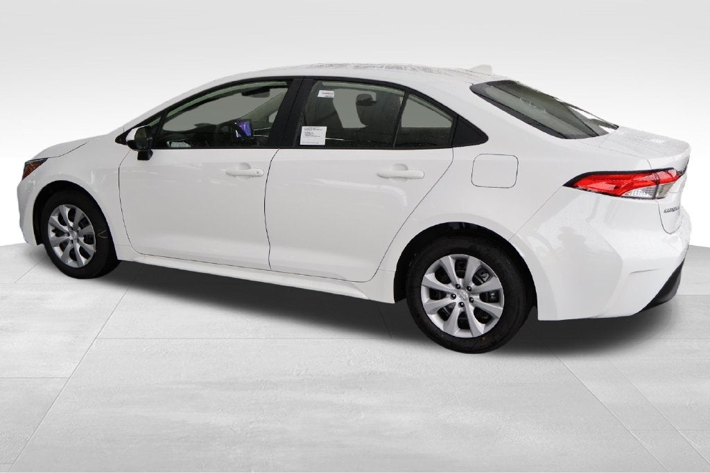 2027 Toyota Corolla LE