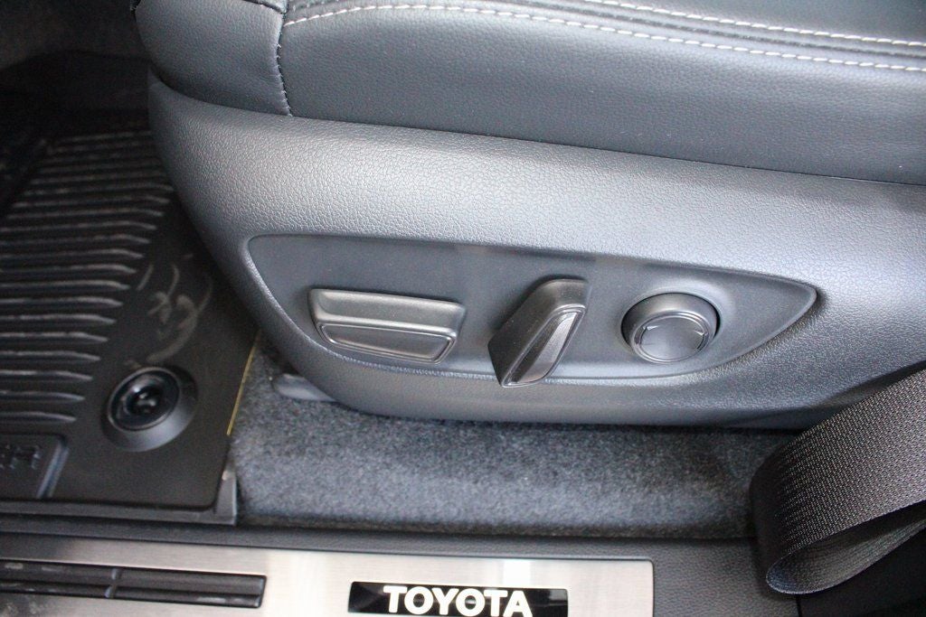 2026 Toyota Land Cruiser Land Cruiser