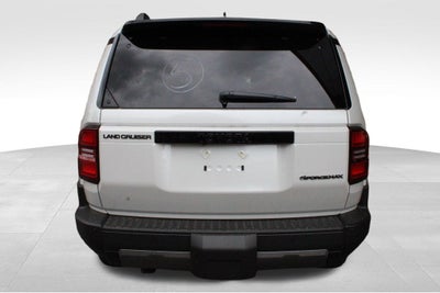 2027 Toyota Land Cruiser Base