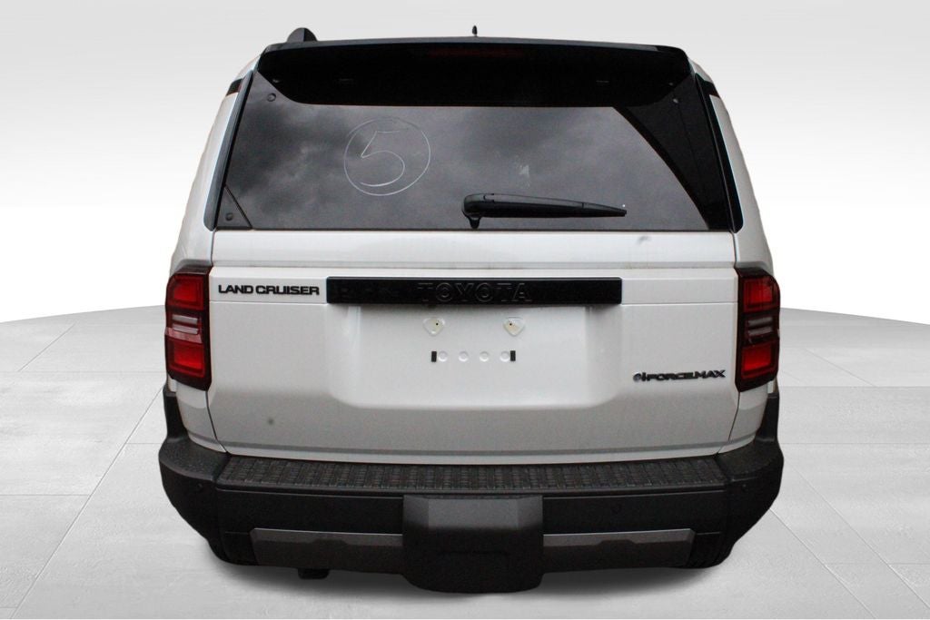 2027 Toyota Land Cruiser Base