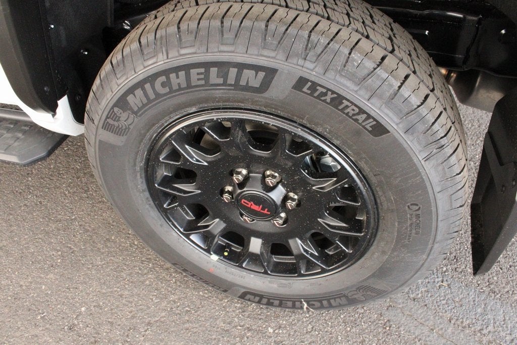 2025 Toyota 4Runner TRD Off-Road Premium