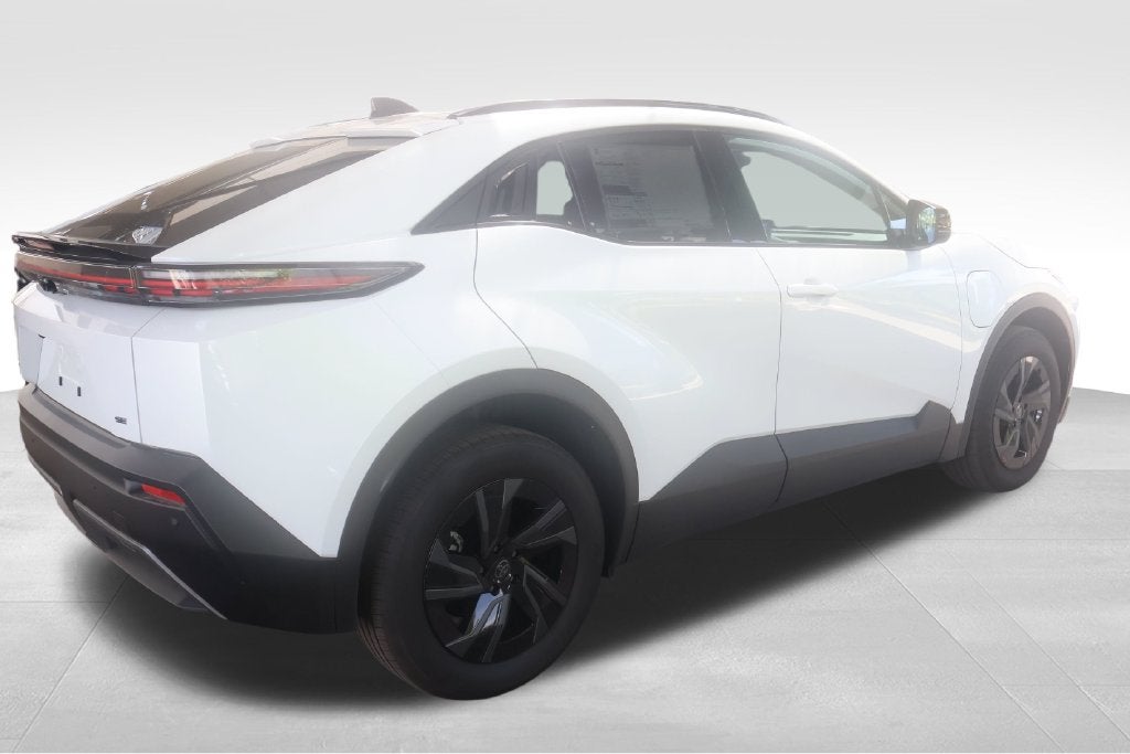 2026 Toyota C-HR SE