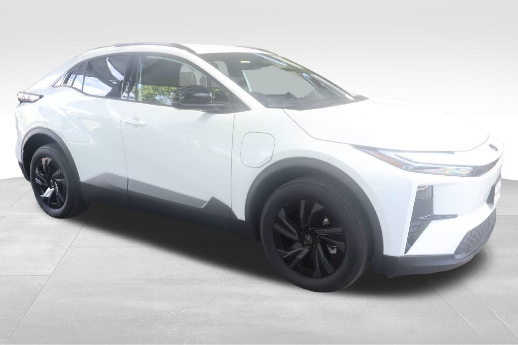 2026 Toyota C-HR SE