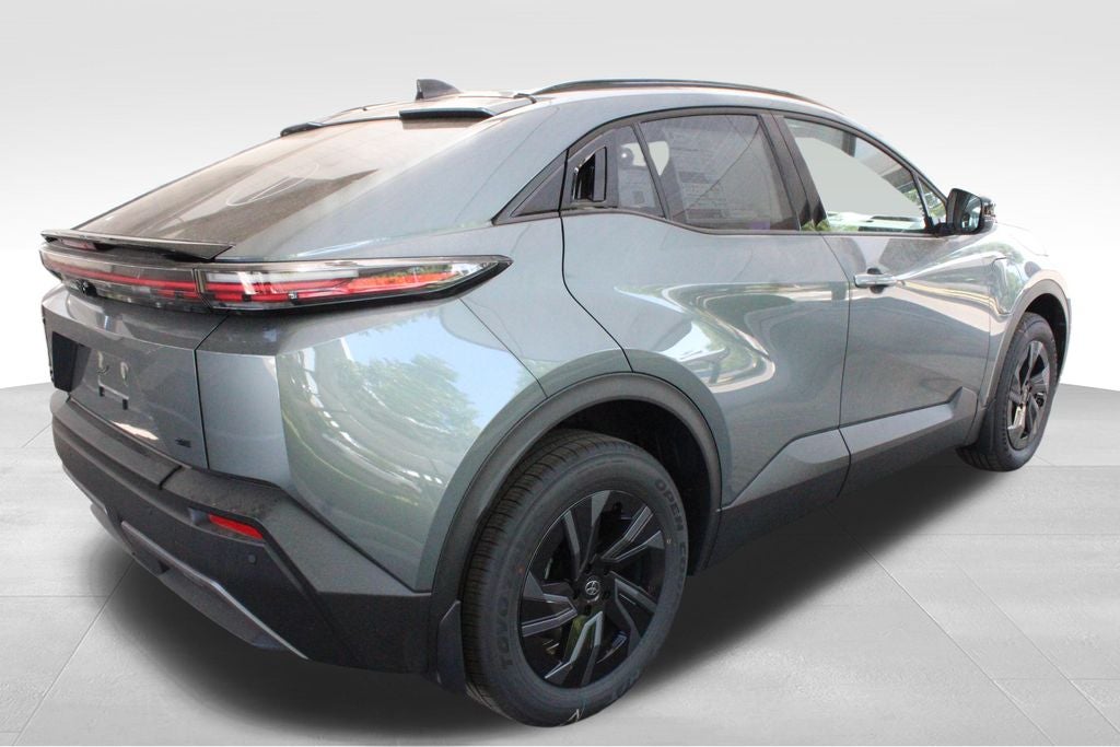 2026 Toyota C-HR SE