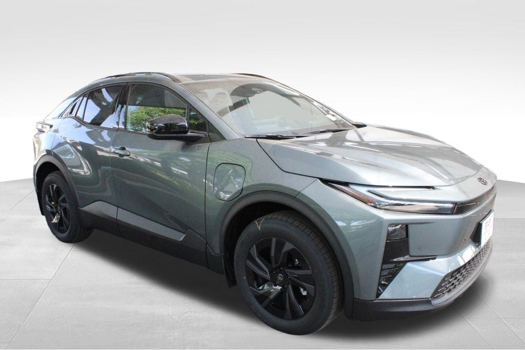 2026 Toyota C-HR SE