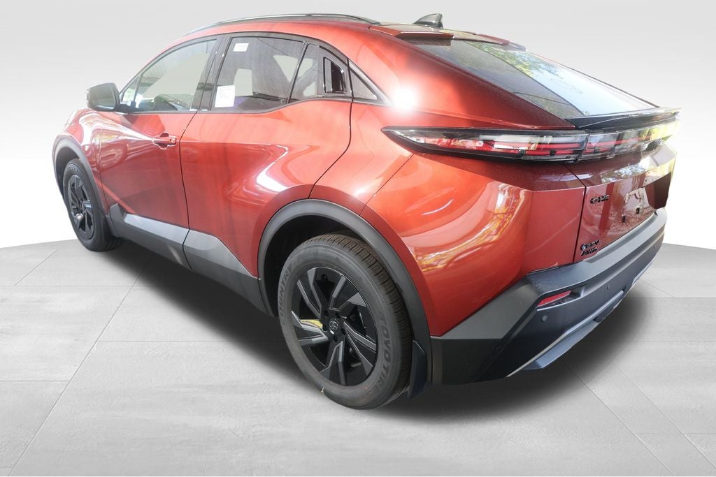 2026 Toyota C-HR SE