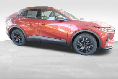 2026 Toyota C-HR SE