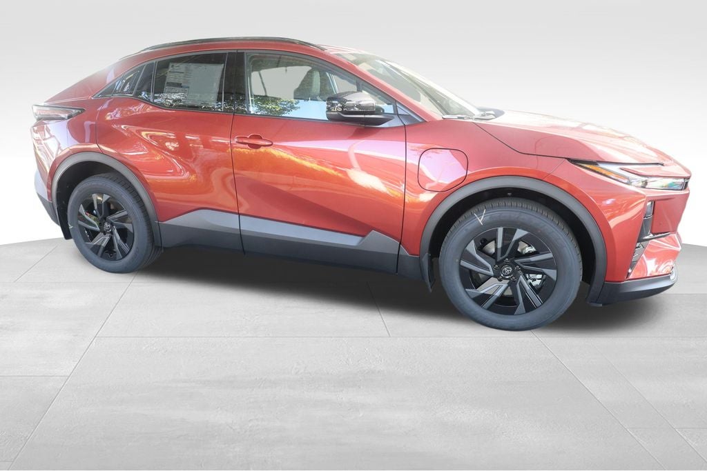 2026 Toyota C-HR SE