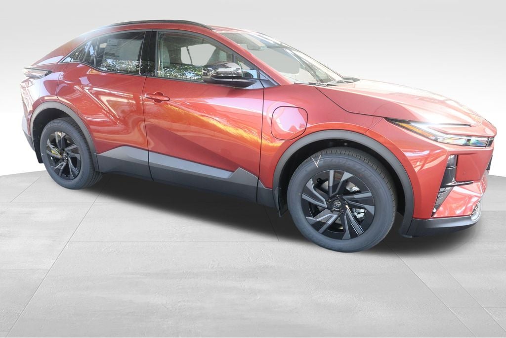 2026 Toyota C-HR SE