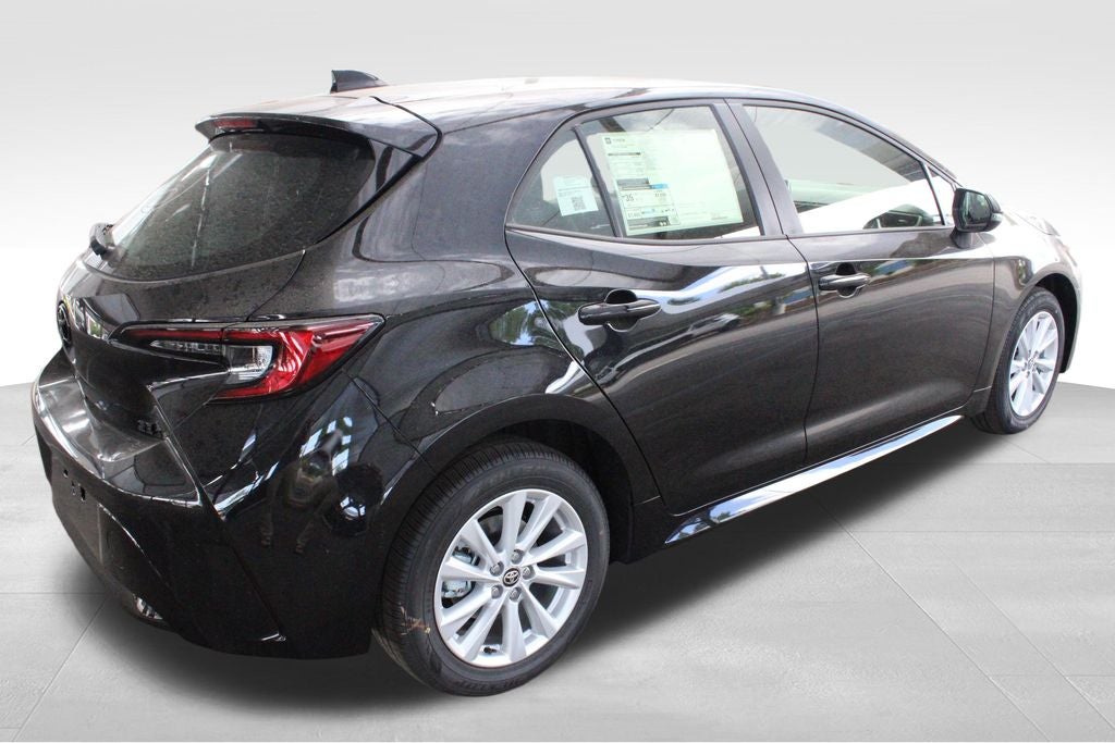 2026 Toyota Corolla Hatchback SE