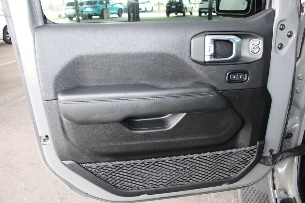 2022 Jeep Wrangler Sahara Altitude