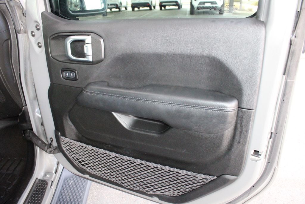 2022 Jeep Wrangler Sahara Altitude