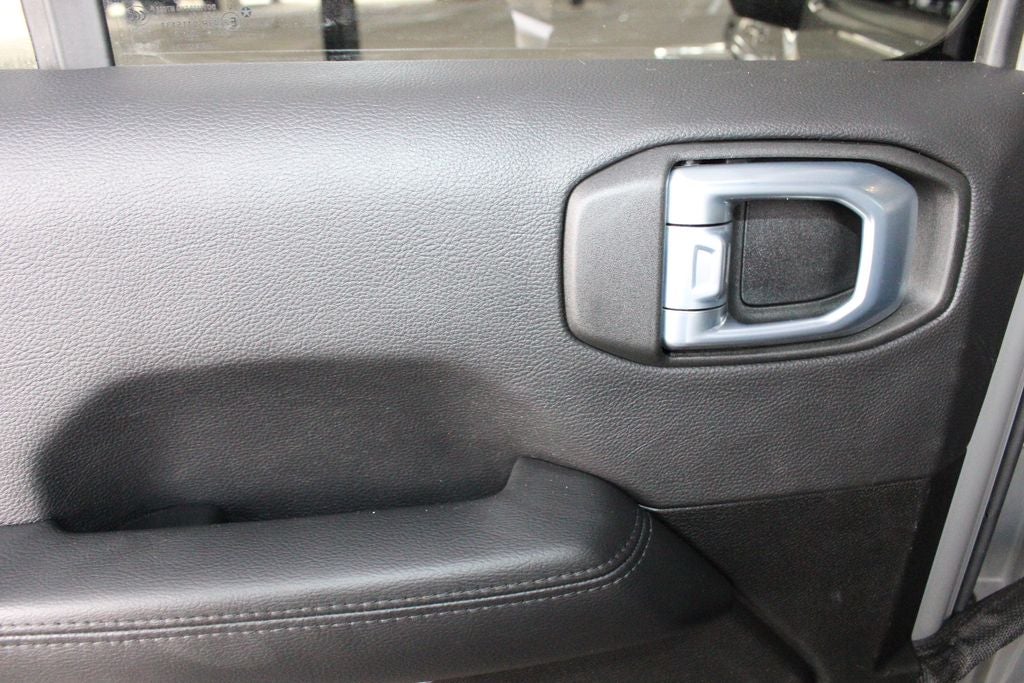 2022 Jeep Wrangler Sahara Altitude