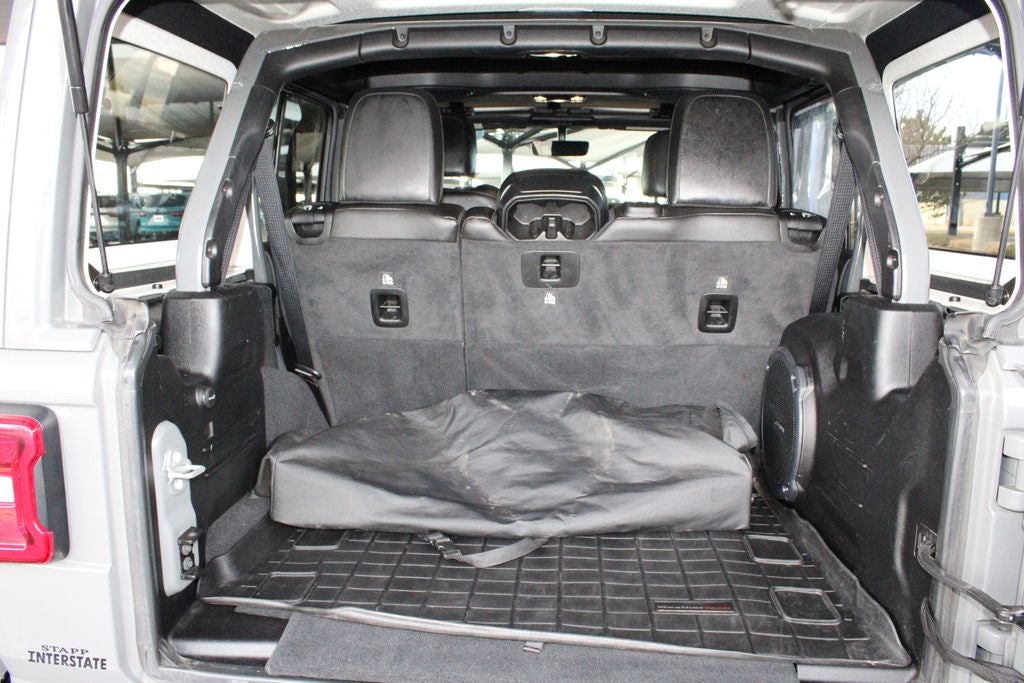 2022 Jeep Wrangler Sahara Altitude