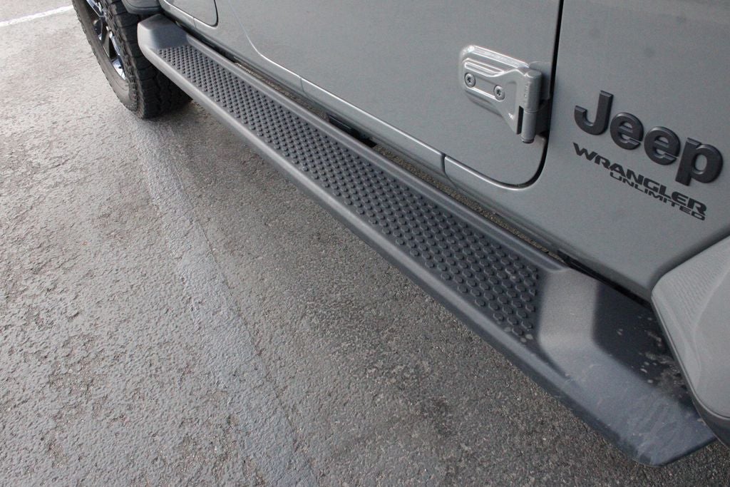 2022 Jeep Wrangler Sahara Altitude