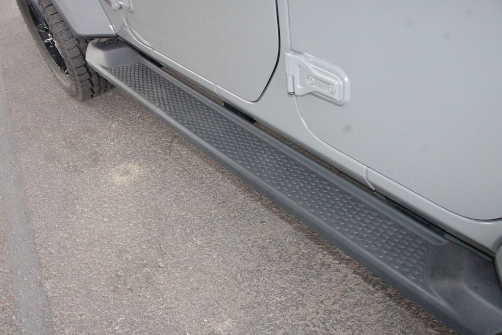 2022 Jeep Wrangler Sahara Altitude