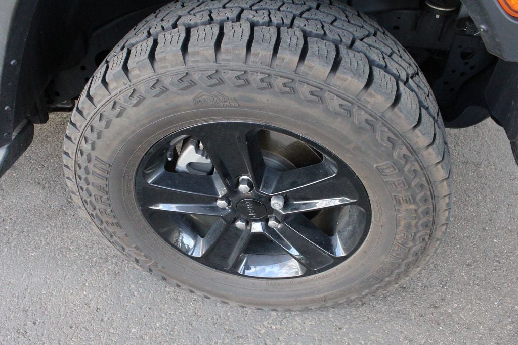 2022 Jeep Wrangler Sahara Altitude