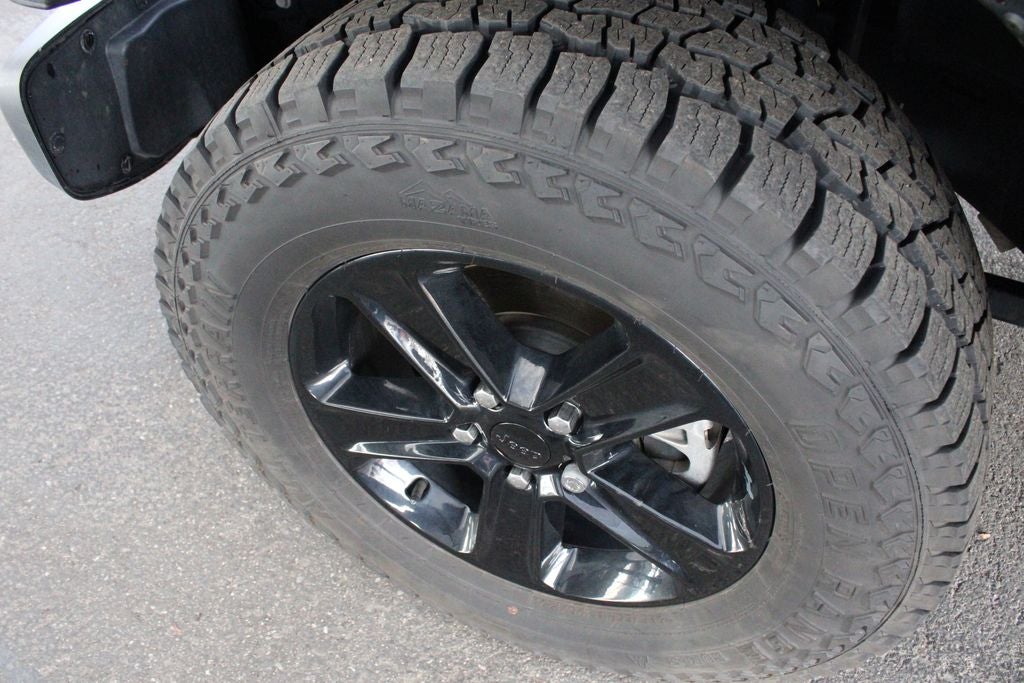 2022 Jeep Wrangler Sahara Altitude