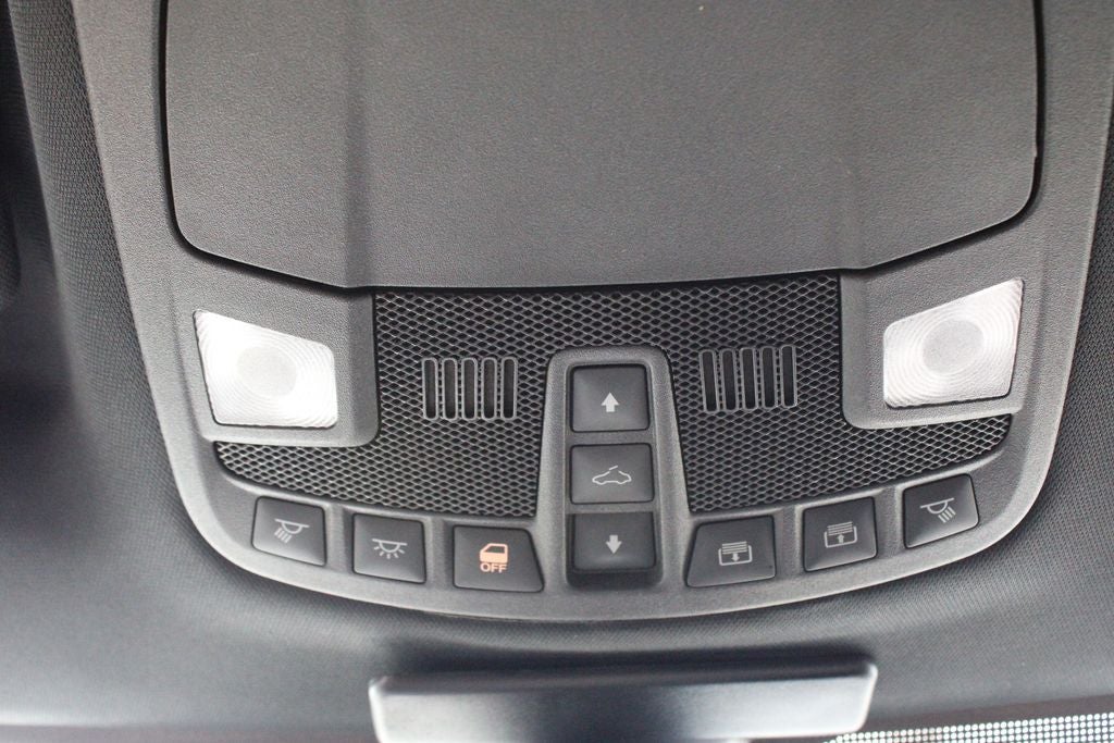 2015 Ford F-150 Platinum - Photo 38