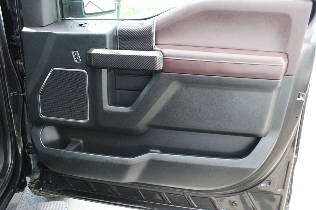 2015 Ford F-150 Platinum - Photo 53