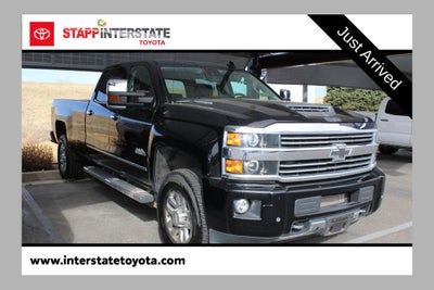 2017 Chevrolet Silverado High Country